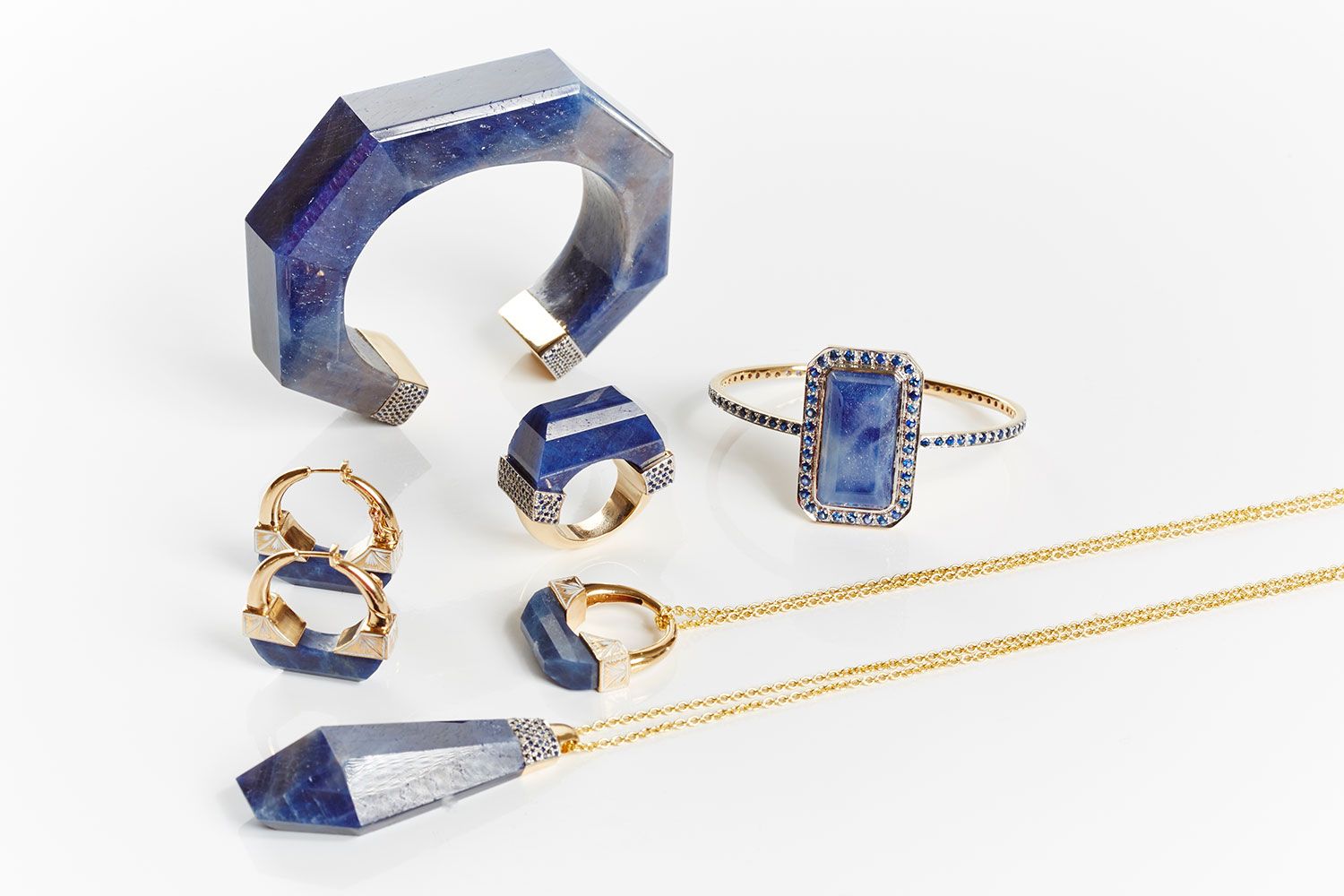Desejo do Dia: vem estar na moda com as joias Louis Vuitton + Jade Jagger -  Glamurama